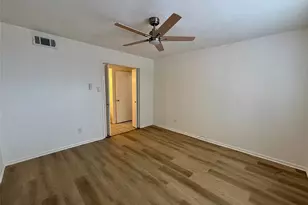 2800 Jeanetta St, Houston, TX 77063 - Photo 13