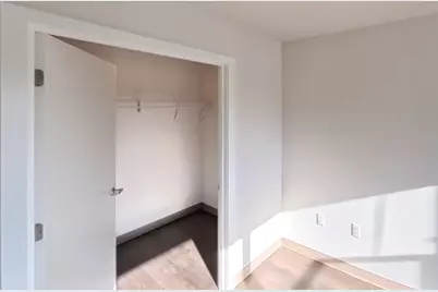 900 N Oak Harbor St, Oak Harbor, WA 98277 - Photo 13