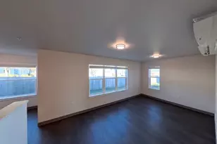 900 N Oak Harbor St, Oak Harbor, WA 98277 - Photo 7