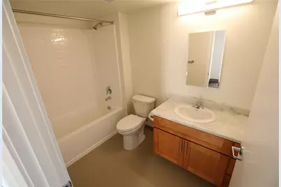 900 N Oak Harbor St, Oak Harbor, WA 98277 - Photo 11