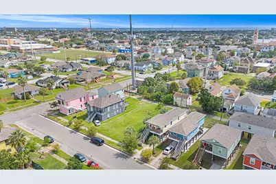 3415 Winnie Street, Galveston, TX 77550 - Photo 23