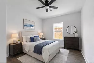 6010 Bobby Burns St, Houston, TX 77028 - Photo 17