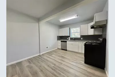 150 Huisache Street, Lake Jackson, TX 77566 - Photo 7