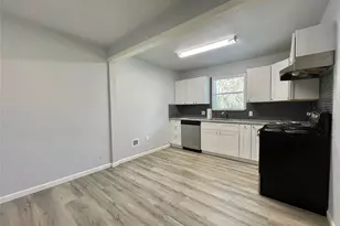 150 Huisache St, Lake Jackson, TX 77566 - Photo 7