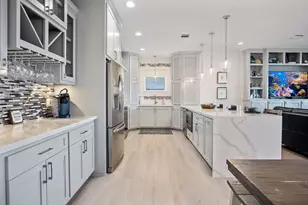 2798 Tradewind Ln, Crystal Beach, TX 77650 - Photo 15