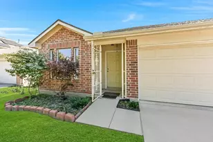 7450 Ida Wells Forest Dr, Houston, TX 77016 - Photo 3