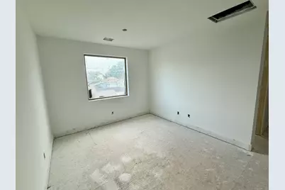 711 E 26th Street, Houston, TX 77009 - Photo 11