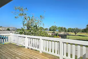 532 Bayshore Dr, La Porte, TX 77571 - Photo 27