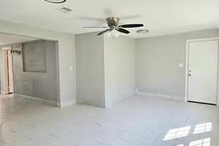 532 Bayshore Dr, La Porte, TX 77571 - Photo 13