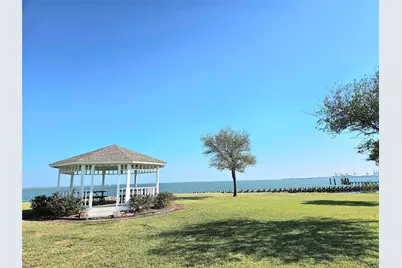 532 Bayshore Drive, La Porte, TX 77571 - Photo 29