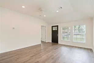 798 Fair St, Houston, TX 77088 - Photo 7
