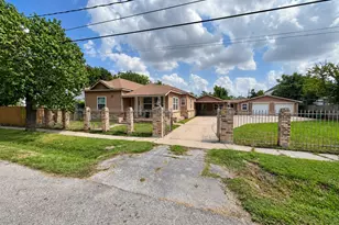 2714 Stevens St, Houston, TX 77026 - Photo 3