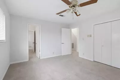 5214 Lawn Arbor Drive, Houston, TX 77066 - Photo 27