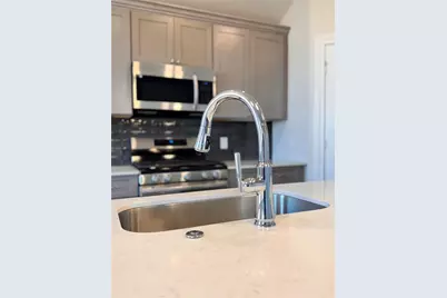 10250 Cabo Del Sol Drive, Cleveland, TX 77327 - Photo 19