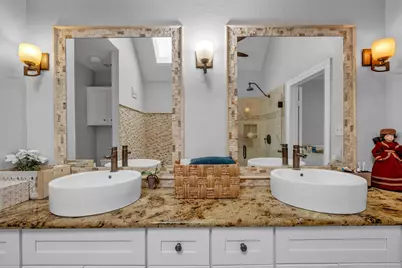 12853 Kingsbridge Lane, Houston, TX 77077 - Photo 27