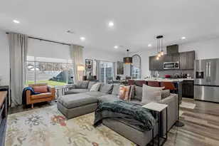 2222 Wavell St, Houston, TX 77088 - Photo 3