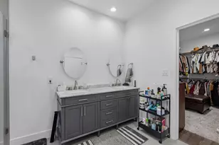 2222 Wavell St, Houston, TX 77088 - Photo 17