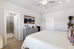8412 Arden valley Ln, Houston, TX 77063 - Photo 19