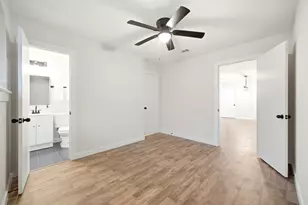 6418 Silver Chalice Dr, Houston, TX 77088 - Photo 25