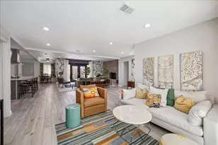 10207 Scofield Ln, Houston, TX 77096 - Photo 7