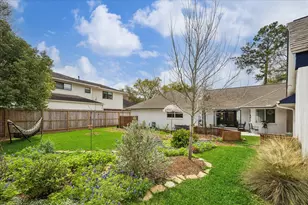 10207 Scofield Ln, Houston, TX 77096 - Photo 37