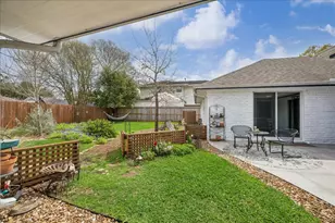 10207 Scofield Ln, Houston, TX 77096 - Photo 31