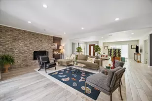 10207 Scofield Ln, Houston, TX 77096 - Photo 11