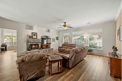 13518 Pemberwick Park Lane, Houston, TX 77070 - Photo 19