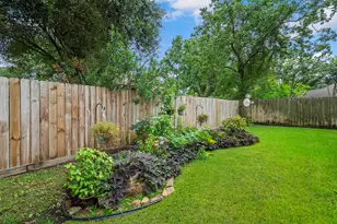13518 Pemberwick Park Ln, Houston, TX 77070 - Photo 35
