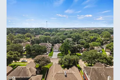 13518 Pemberwick Park Lane, Houston, TX 77070 - Photo 41