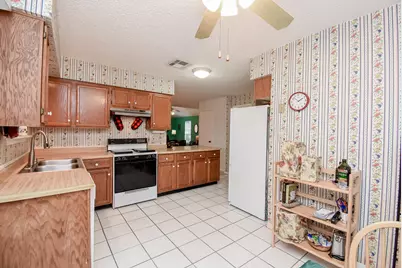 522 7th Street, Sugar Land, TX 77498 - Photo 17