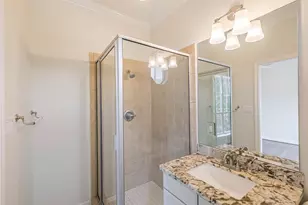 4925 Travis St, Houston, TX 77002 - Photo 27