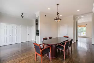 4925 Travis St, Houston, TX 77002 - Photo 9