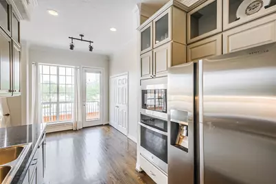 4925 Travis Street, Houston, TX 77002 - Photo 13