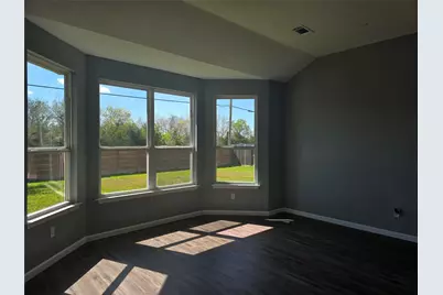 5210 Benton Drive, Pasadena, TX 77504 - Photo 9