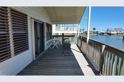 16533 Tampico Way, Galveston, TX 77554 - Photo 11