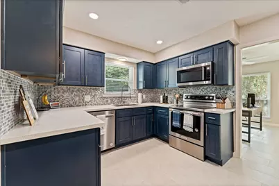 11314 Hillcroft Avenue, Houston, TX 77035 - Photo 13