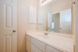 3318 Thistlegrove Ln, Sugar Land, TX 77498 - Photo 35