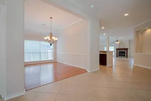 3318 Thistlegrove Ln, Sugar Land, TX 77498 - Photo 9