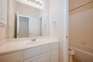 3318 Thistlegrove Ln, Sugar Land, TX 77498 - Photo 33