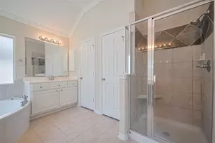 3318 Thistlegrove Ln, Sugar Land, TX 77498 - Photo 33