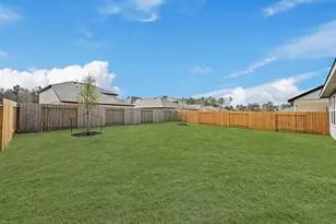 768 Kirby Lk Dr, Conroe, TX 77303 - Photo 19