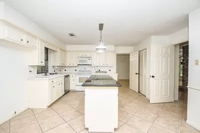 6702 Spring Leaf Drive, Spring, TX 77379 - Photo 31