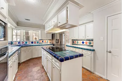 5718 Glenmere Lane, Spring, TX 77379 - Photo 11