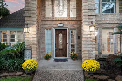 5718 Glenmere Lane, Spring, TX 77379 - Photo 5