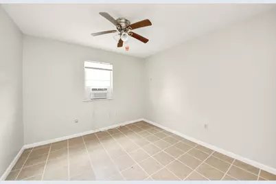 3910 Hoffman St #3, Houston, TX 77026 - Photo 21