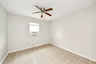 3910 Hoffman St, Houston, TX 77026 - Photo 21