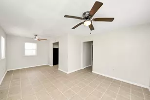 3910 Hoffman St, Houston, TX 77026 - Photo 9