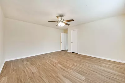 2230 E Clare Street, Deer Park, TX 77536 - Photo 13