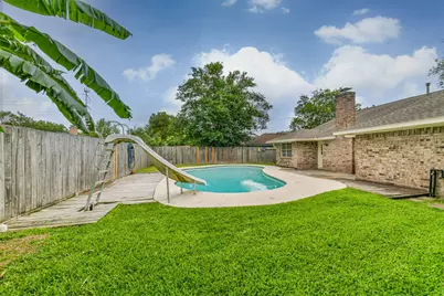 2230 E Clare Street, Deer Park, TX 77536 - Photo 31